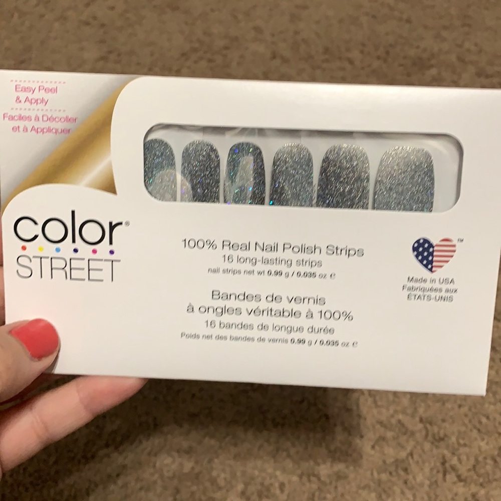 Color Street nail strips- Light Year